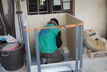 four à granulés en construction